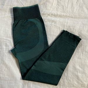 PINK body sculpting seamless leggings size L